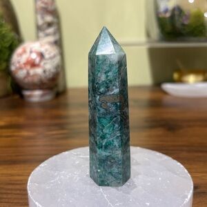 Dioptase pyrite and quartz tower